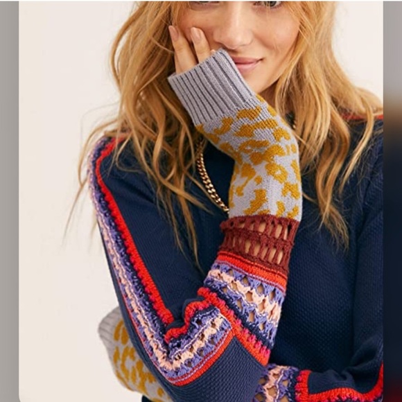 Free People Switch It Up Crochet Trim Navy Mock Neck Thermal Top Size Small - Picture 2 of 3